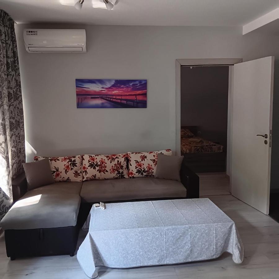 Melani 2 Apartman Plovdiv Kültér fotó